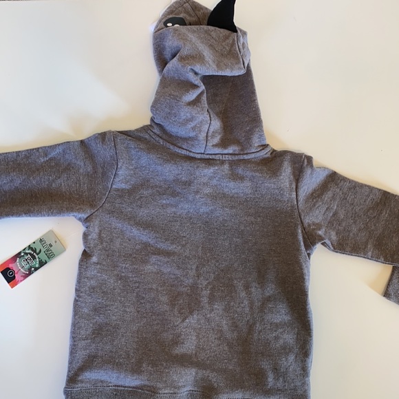 SHARK sweatshirt.  BRAND NEW. - Picture 9 of 9